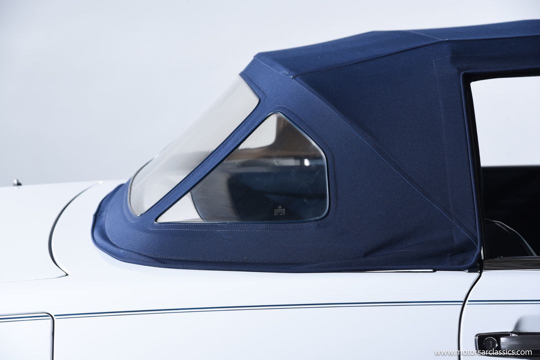 1989 Mercedes-Benz 560-Class