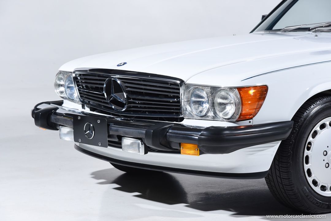 1989 Mercedes-Benz 560-Class