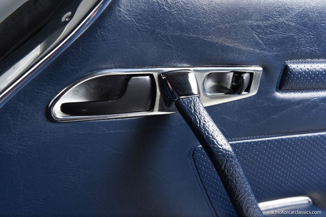 1989 Mercedes-Benz 560-Class