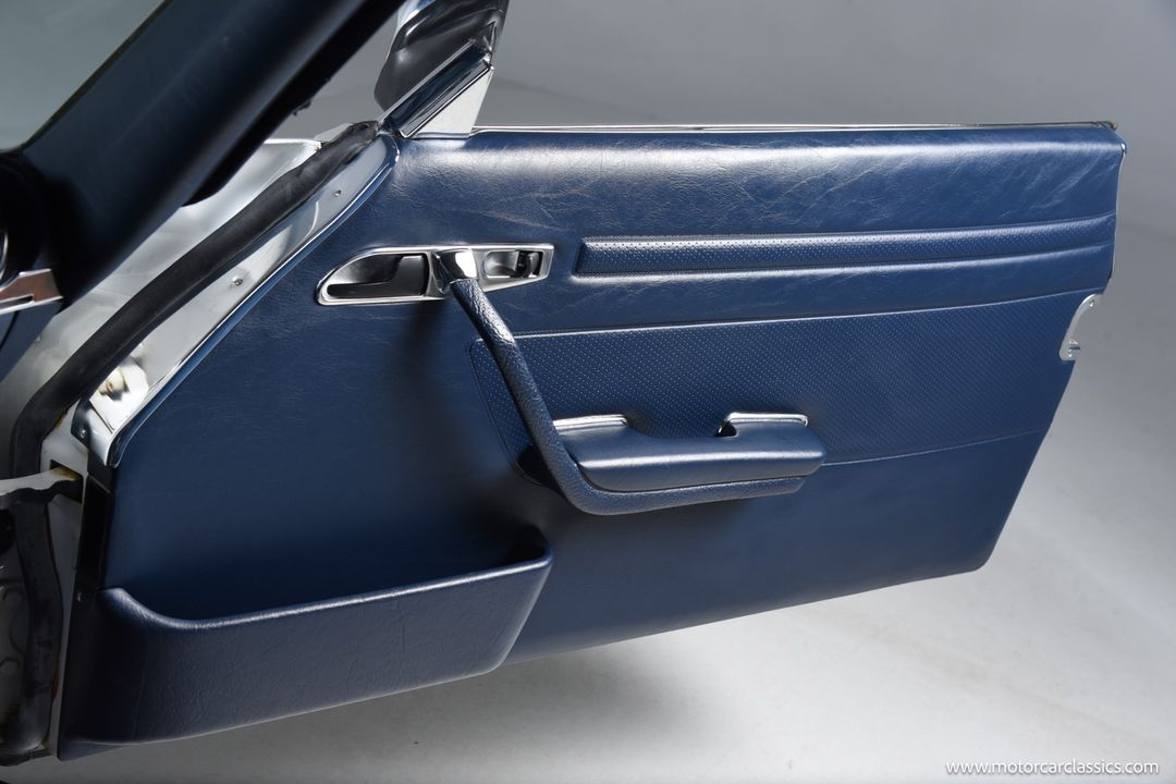 1989 Mercedes-Benz 560-Class