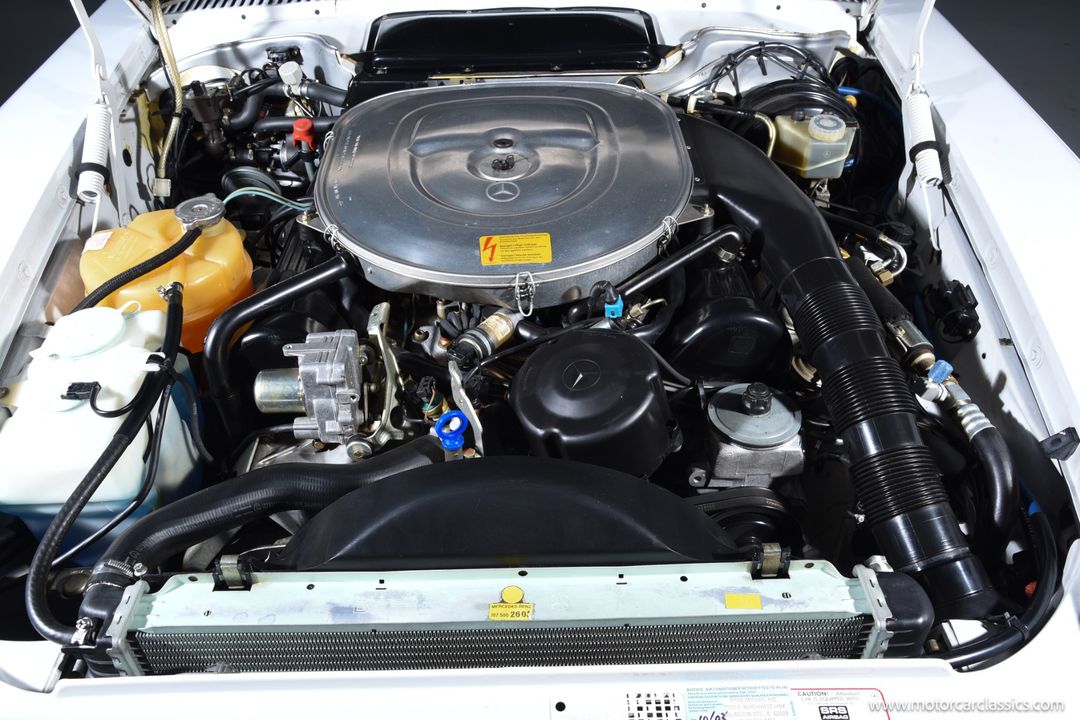 1989 Mercedes-Benz 560-Class