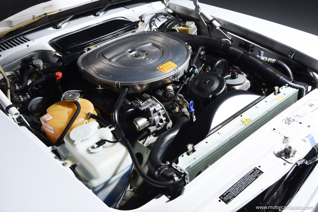 1989 Mercedes-Benz 560-Class