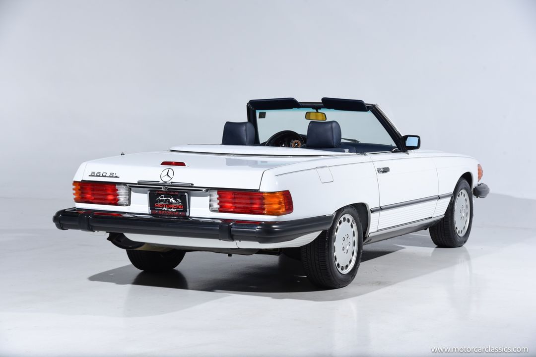 1989 Mercedes-Benz 560-Class
