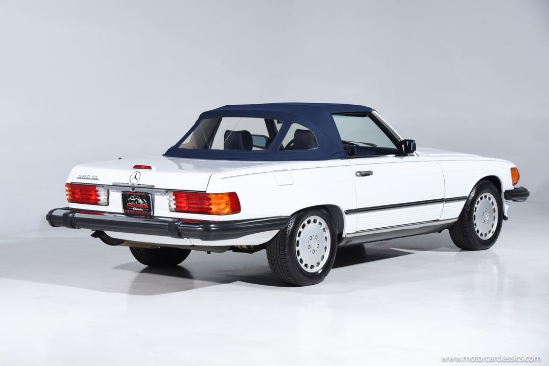 1989 Mercedes-Benz 560-Class