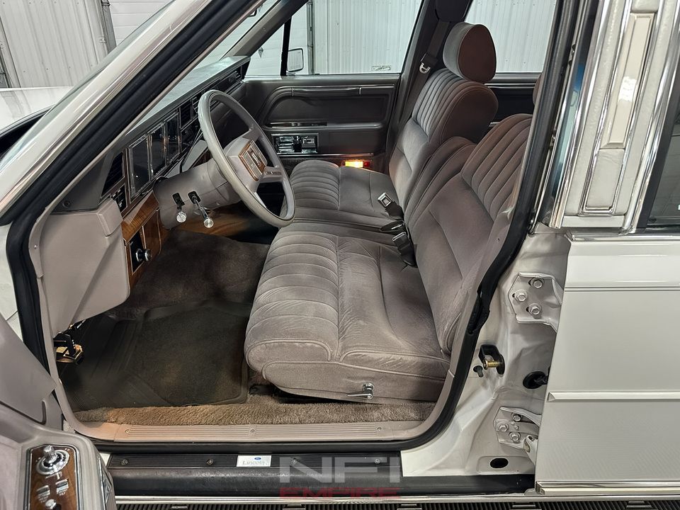 1989 Lincoln Town Car