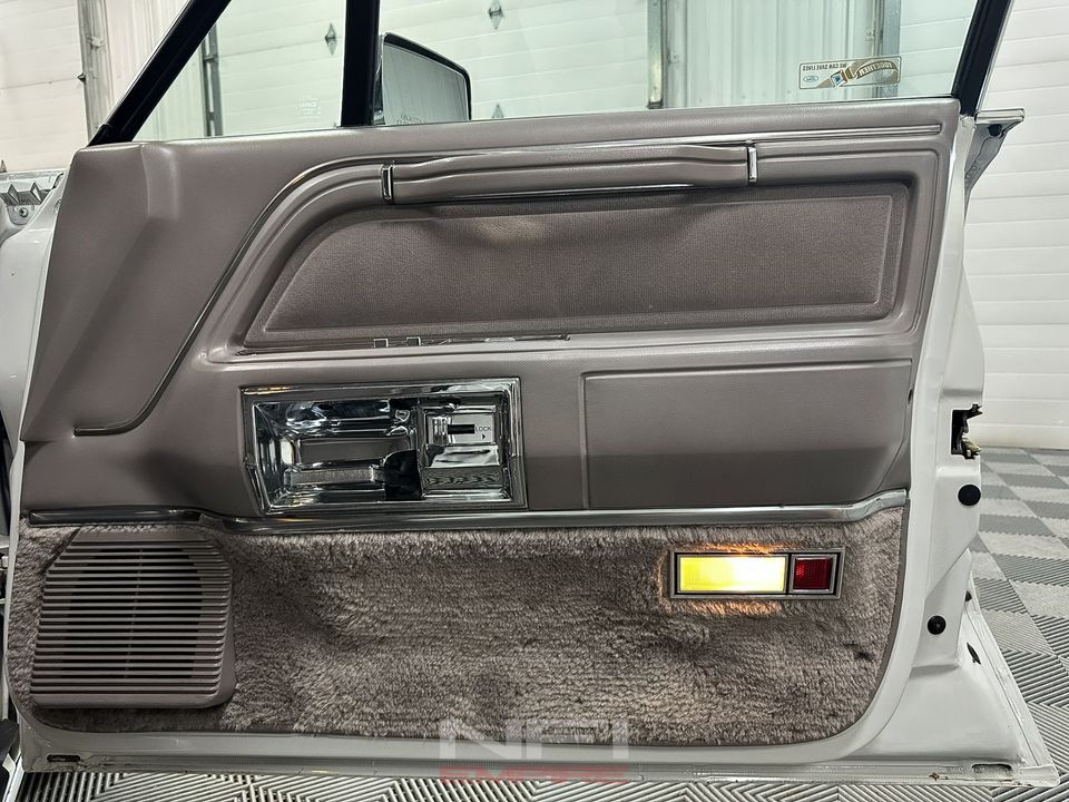 1989 Lincoln Town Car