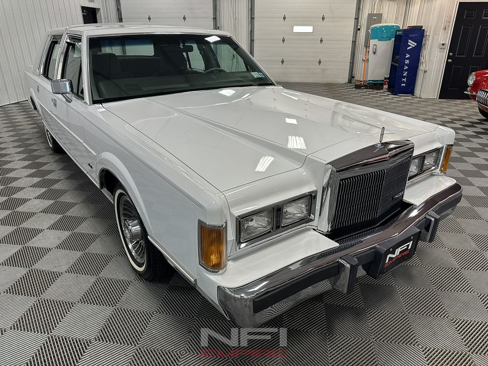 1989 Lincoln Town Car