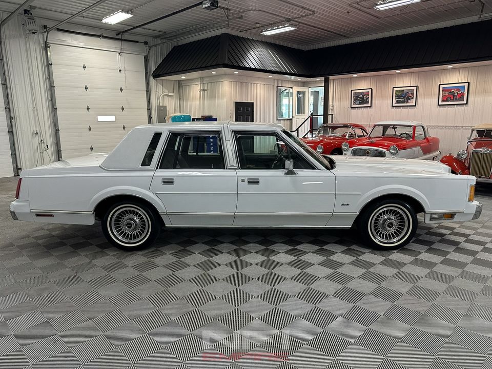 1989 Lincoln Town Car