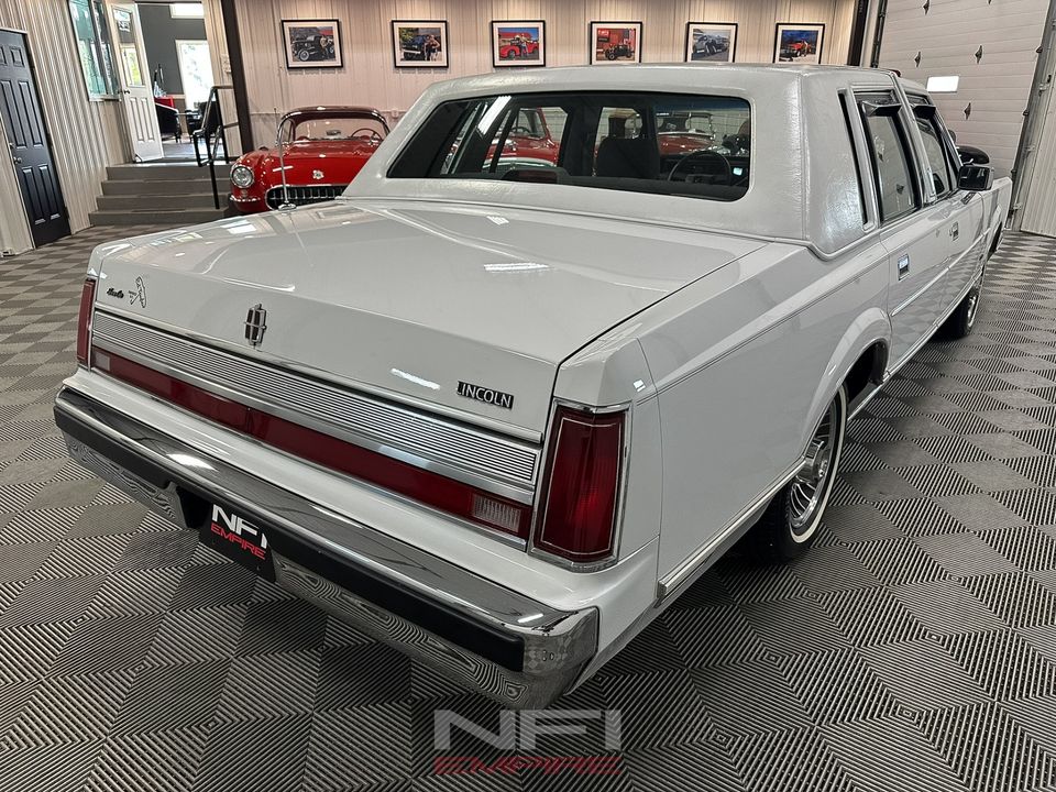 1989 Lincoln Town Car