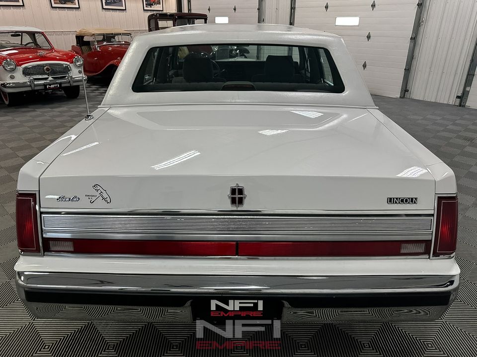 1989 Lincoln Town Car