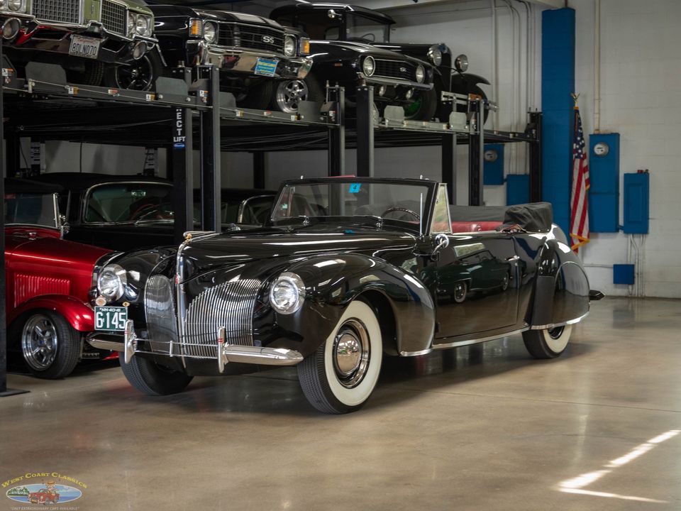 1940 Lincoln Zephyr Continental V12