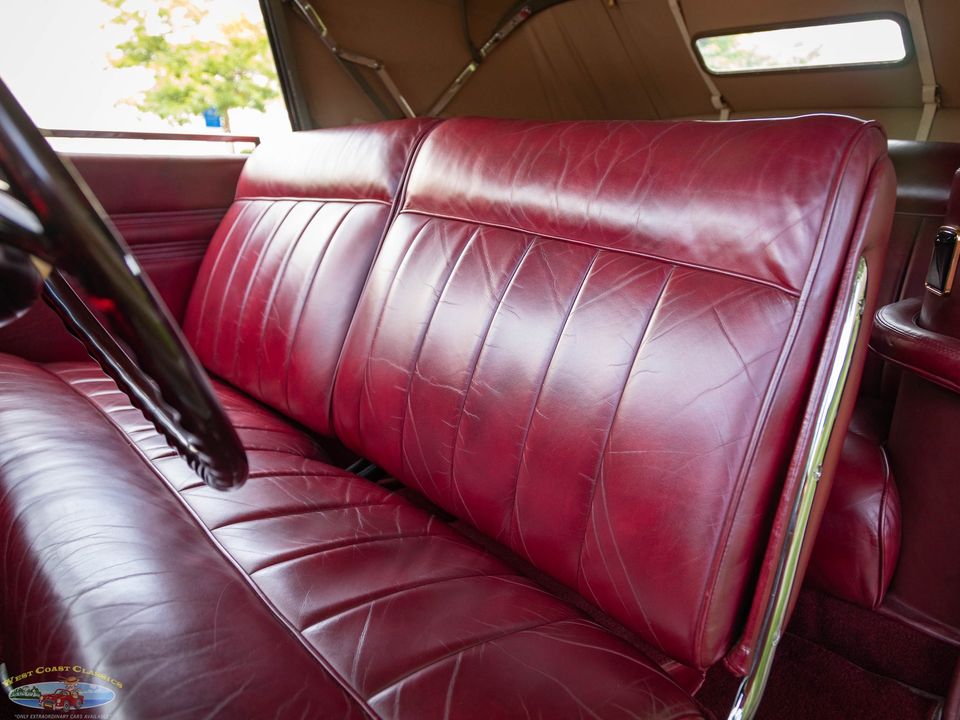 1940 Lincoln Zephyr Continental V12