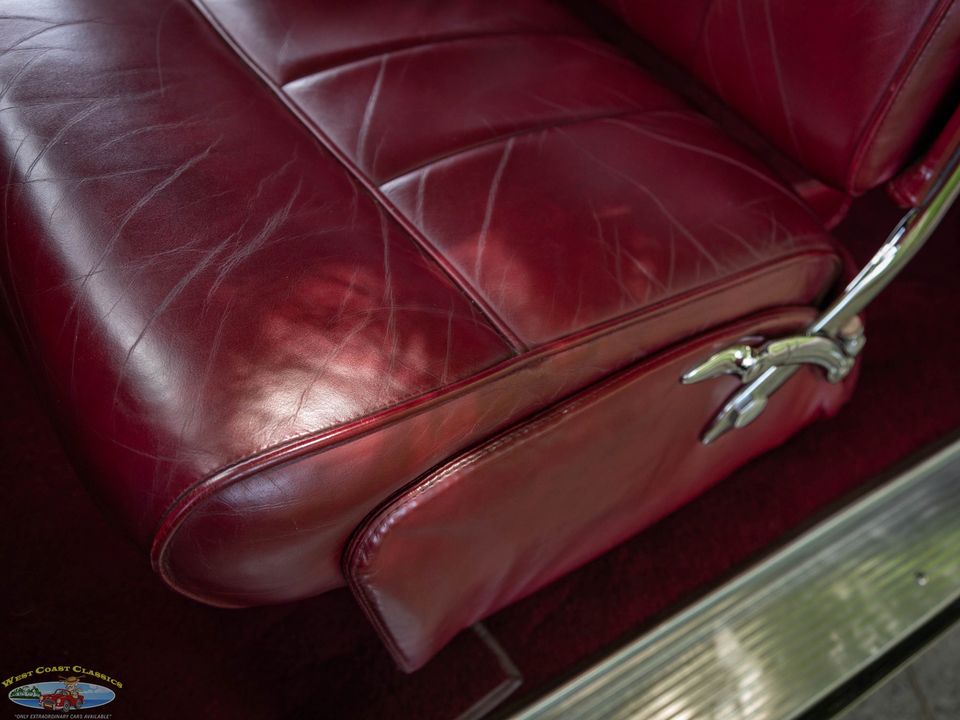 1940 Lincoln Zephyr Continental V12