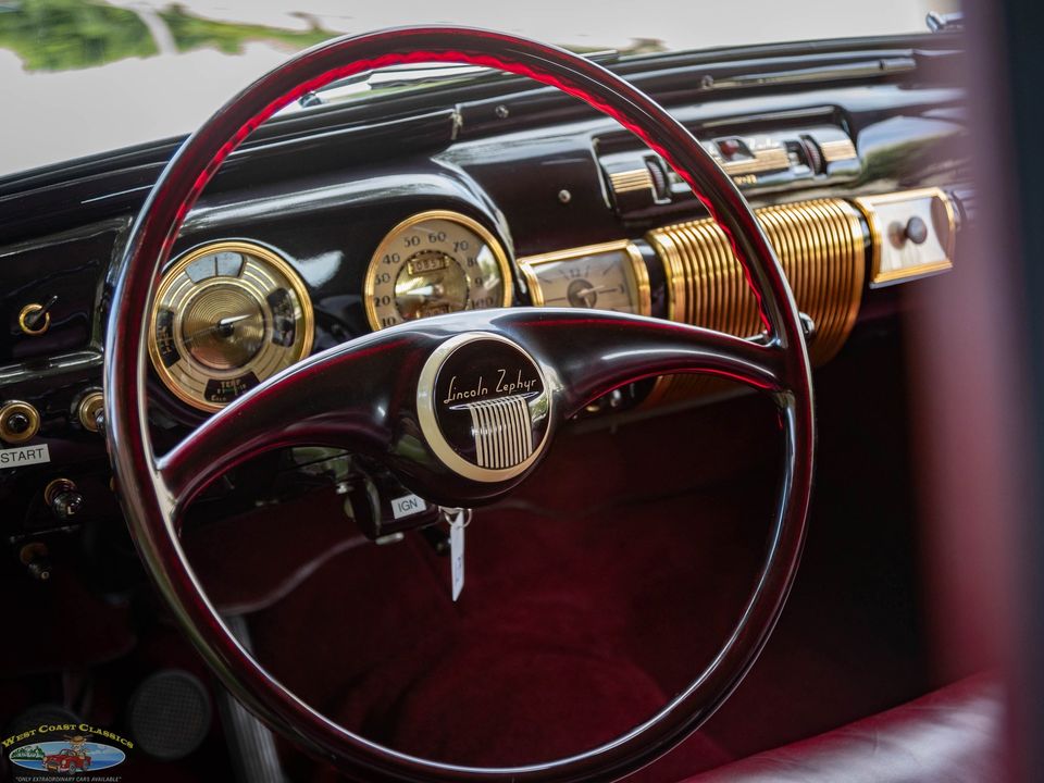 1940 Lincoln Zephyr Continental V12