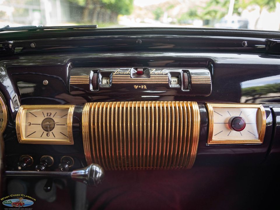 1940 Lincoln Zephyr Continental V12