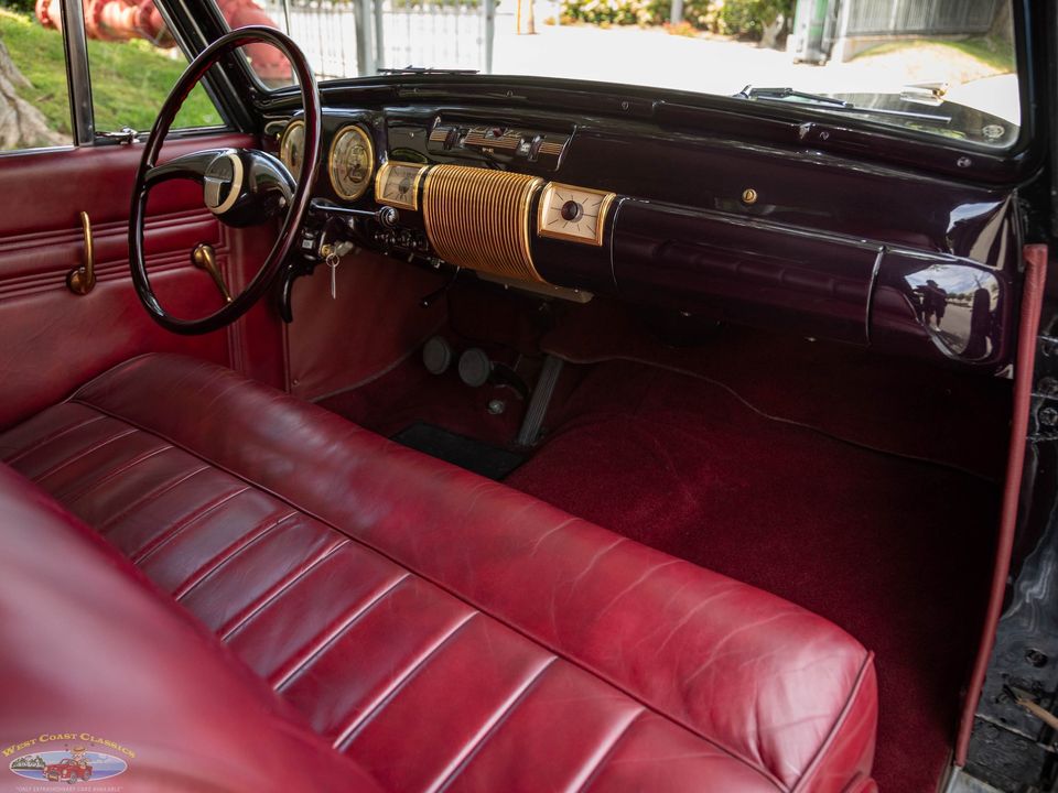 1940 Lincoln Zephyr Continental V12