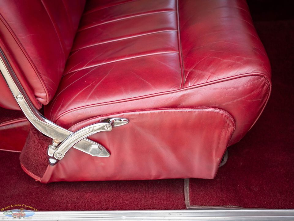 1940 Lincoln Zephyr Continental V12