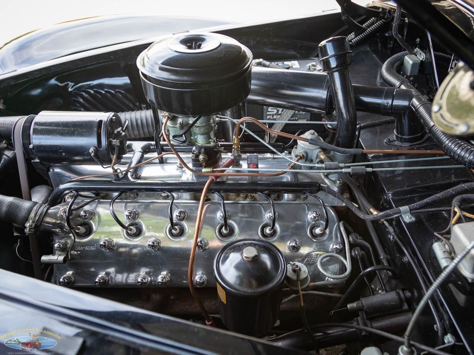 1940 Lincoln Zephyr Continental V12