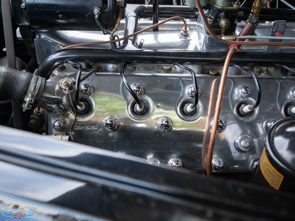 1940 Lincoln Zephyr Continental V12