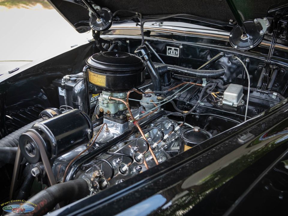 1940 Lincoln Zephyr Continental V12