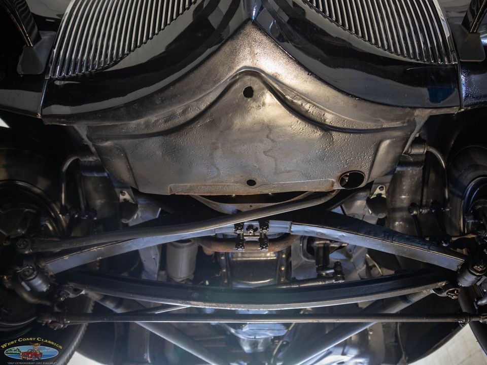 1940 Lincoln Zephyr Continental V12