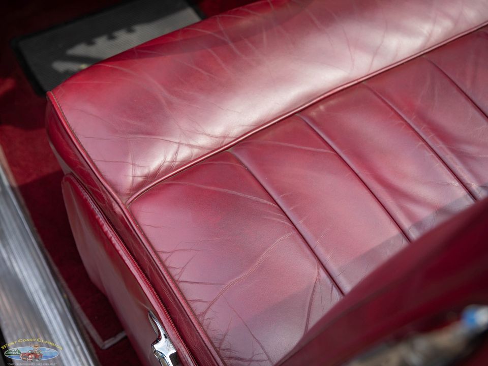 1940 Lincoln Zephyr Continental V12
