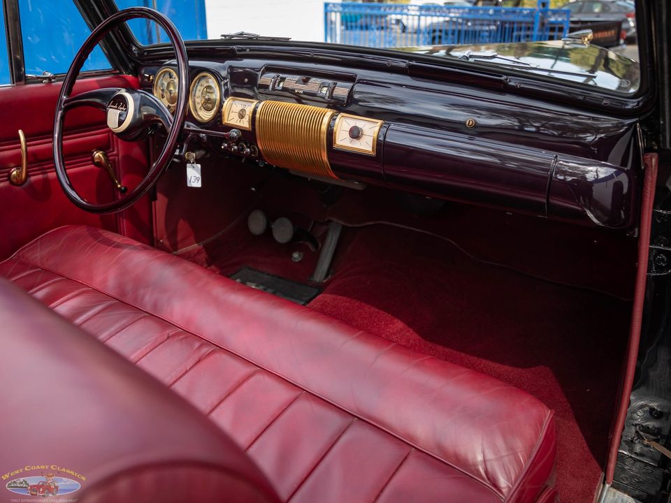 1940 Lincoln Zephyr Continental V12