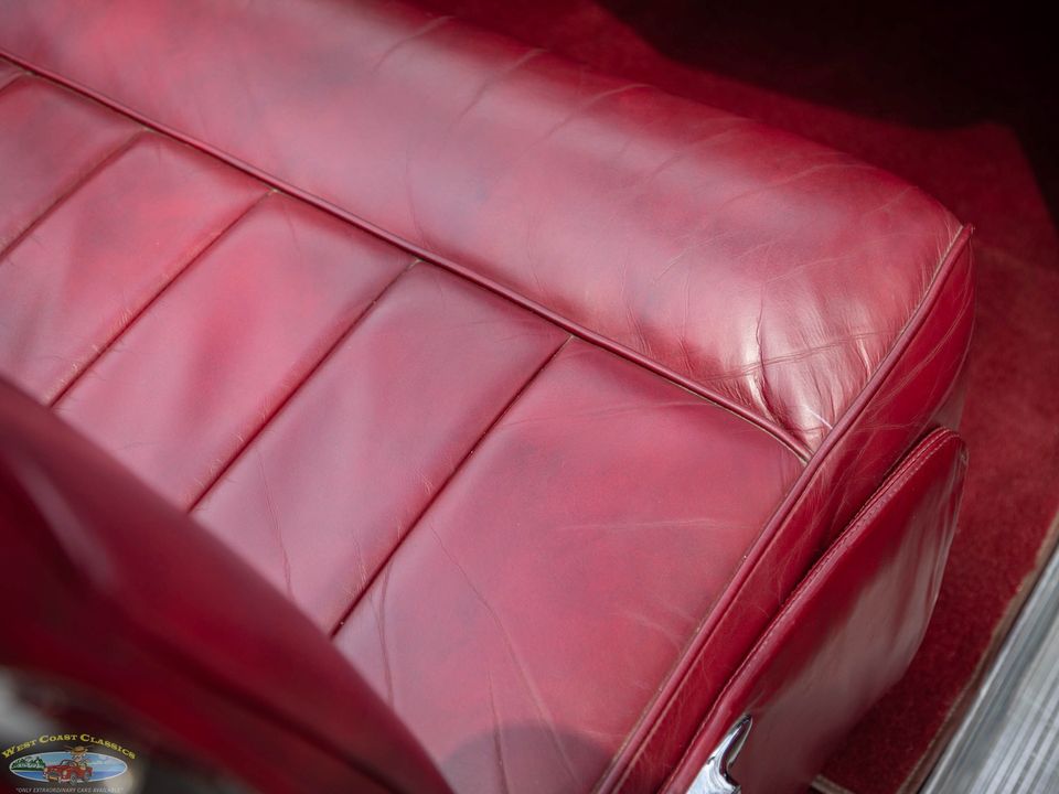 1940 Lincoln Zephyr Continental V12