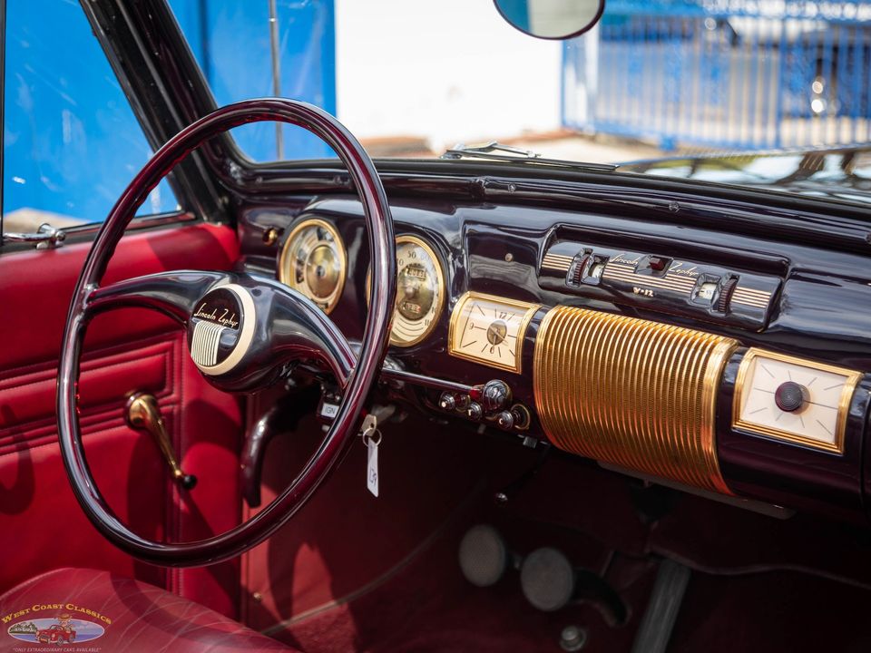 1940 Lincoln Zephyr Continental V12