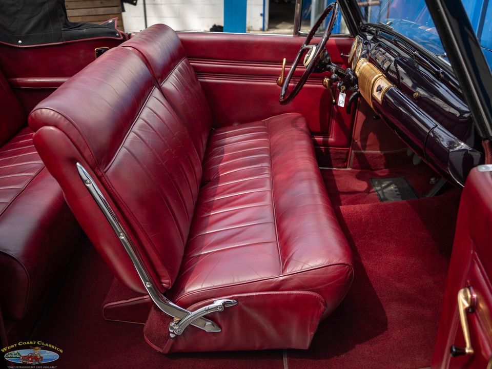 1940 Lincoln Zephyr Continental V12