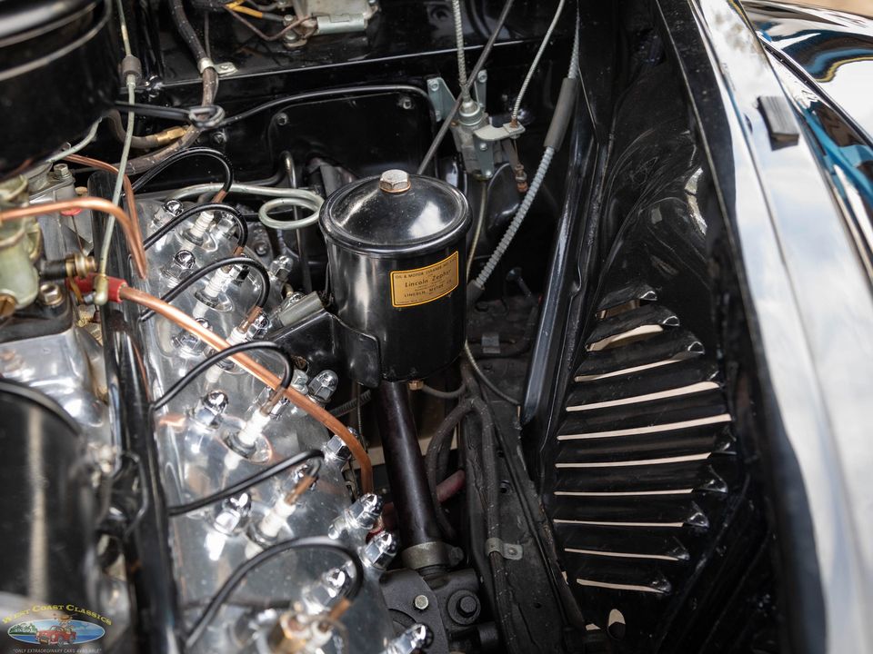 1940 Lincoln Zephyr Continental V12