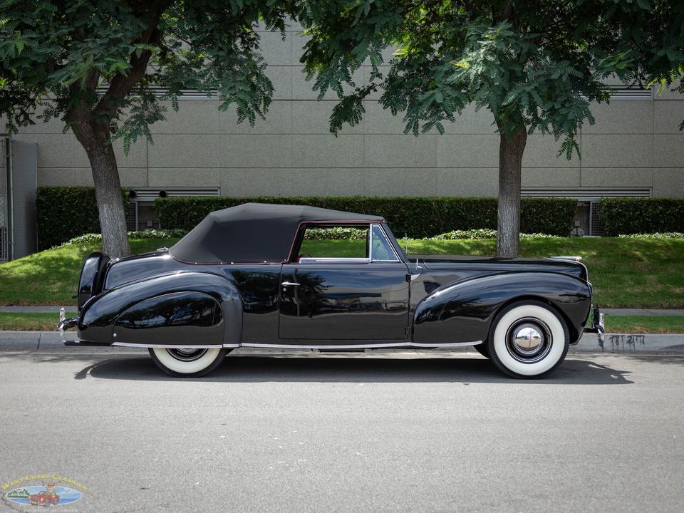 1940 Lincoln Zephyr Continental V12