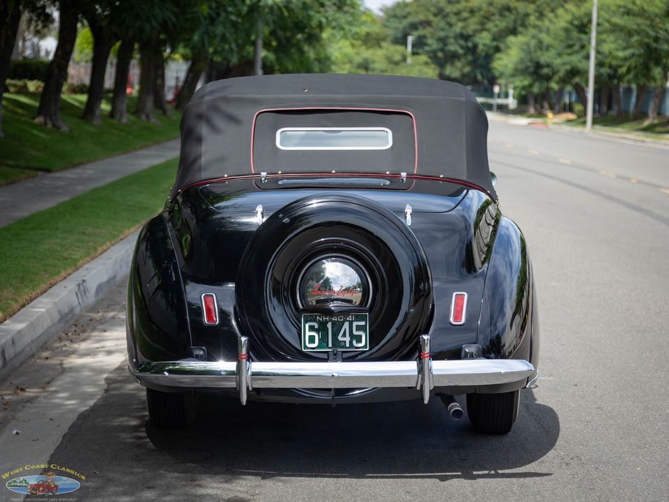 1940 Lincoln Zephyr Continental V12