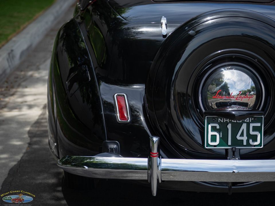 1940 Lincoln Zephyr Continental V12