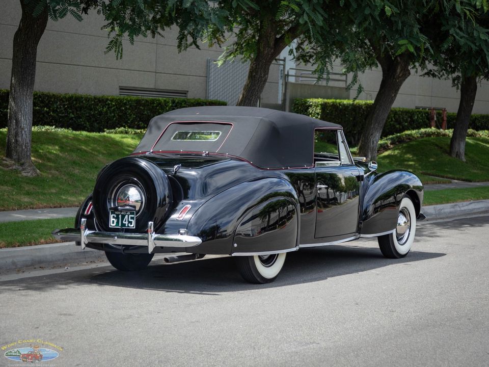 1940 Lincoln Zephyr Continental V12