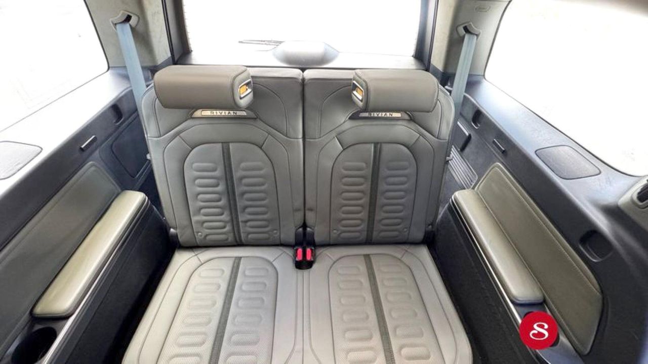 2023 Rivian R1S