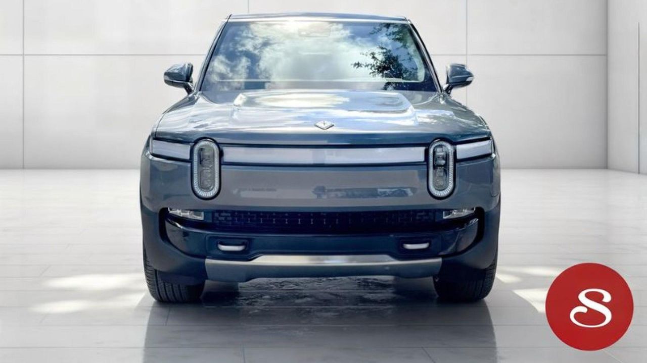 2023 Rivian R1S
