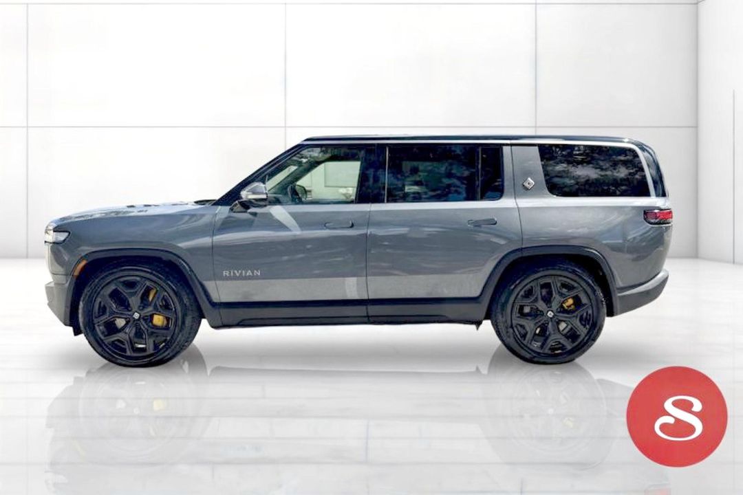 2023 Rivian R1S