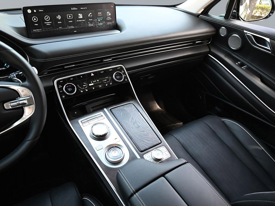 2023 GENESIS GV80