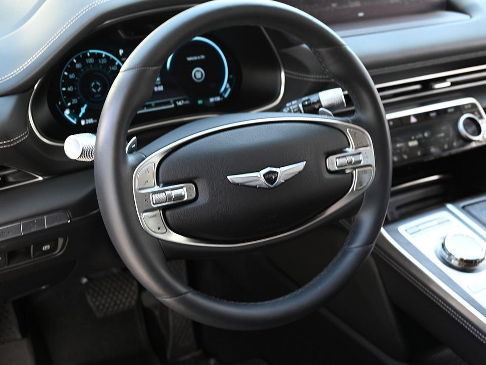 2023 GENESIS GV80