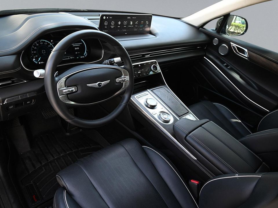 2023 GENESIS GV80