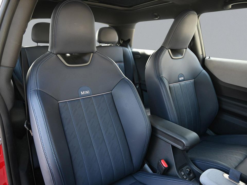 2025 MINI COOPER