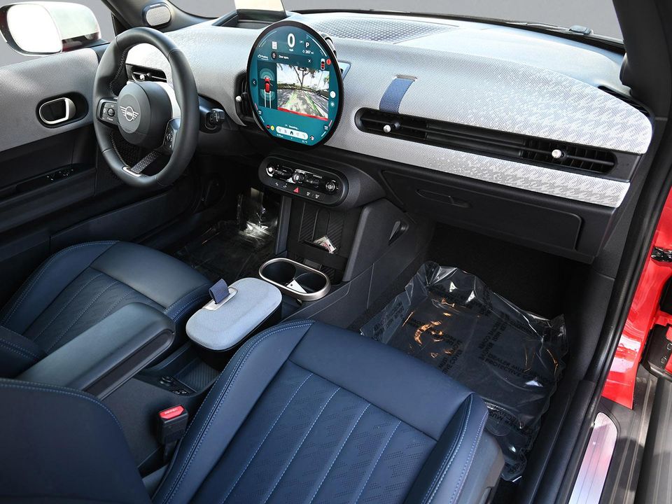 2025 MINI COOPER