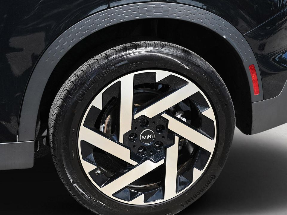 2025 MINI COUNTRYMAN