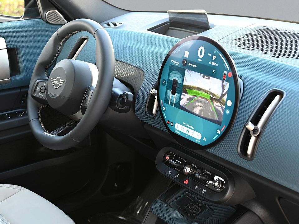 2025 MINI COUNTRYMAN