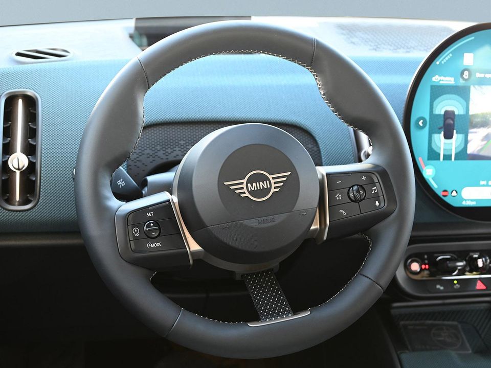 2025 MINI COUNTRYMAN