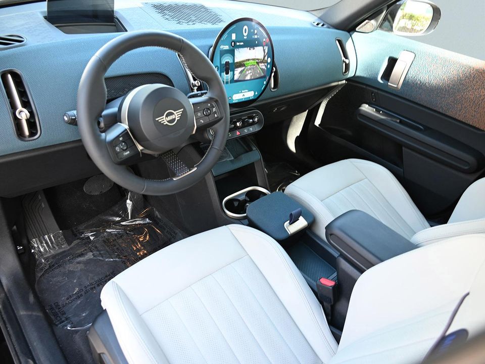 2025 MINI COUNTRYMAN