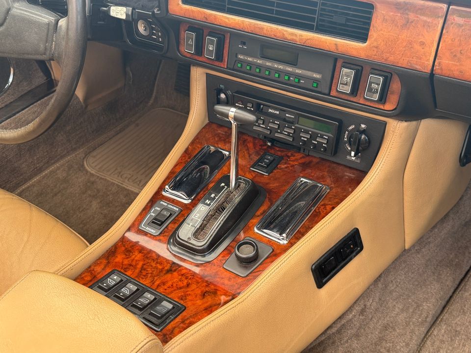 1988 Jaguar XJ-Series