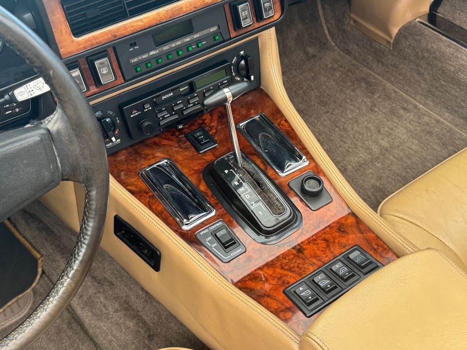 1988 Jaguar XJ-Series