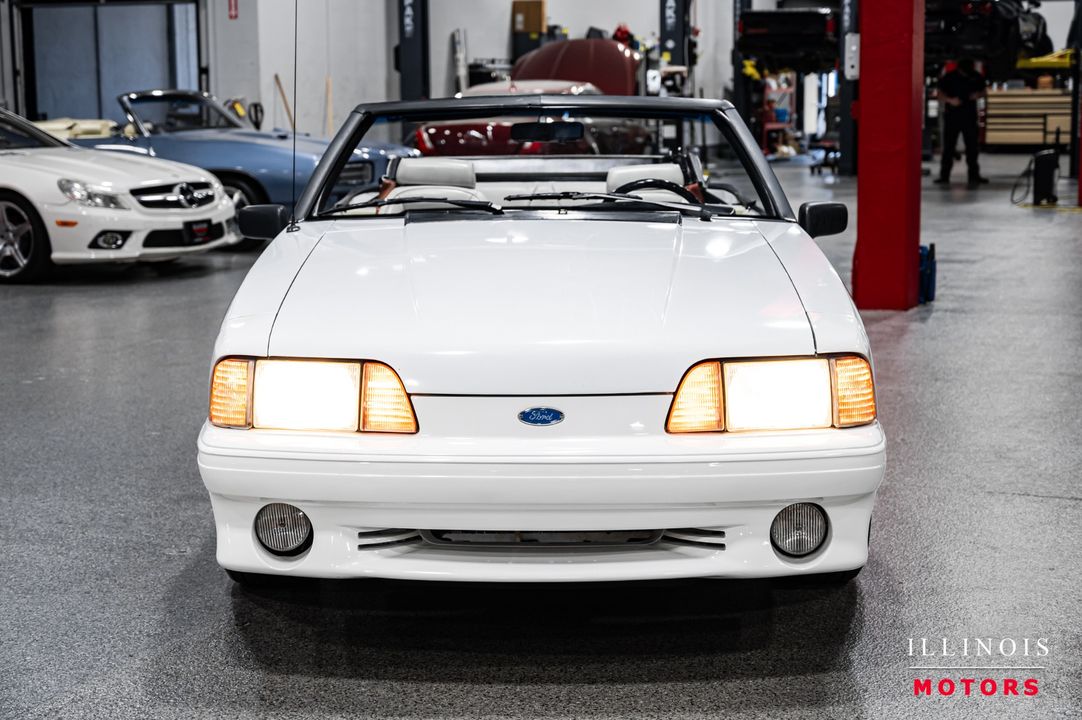 1990 Ford Mustang